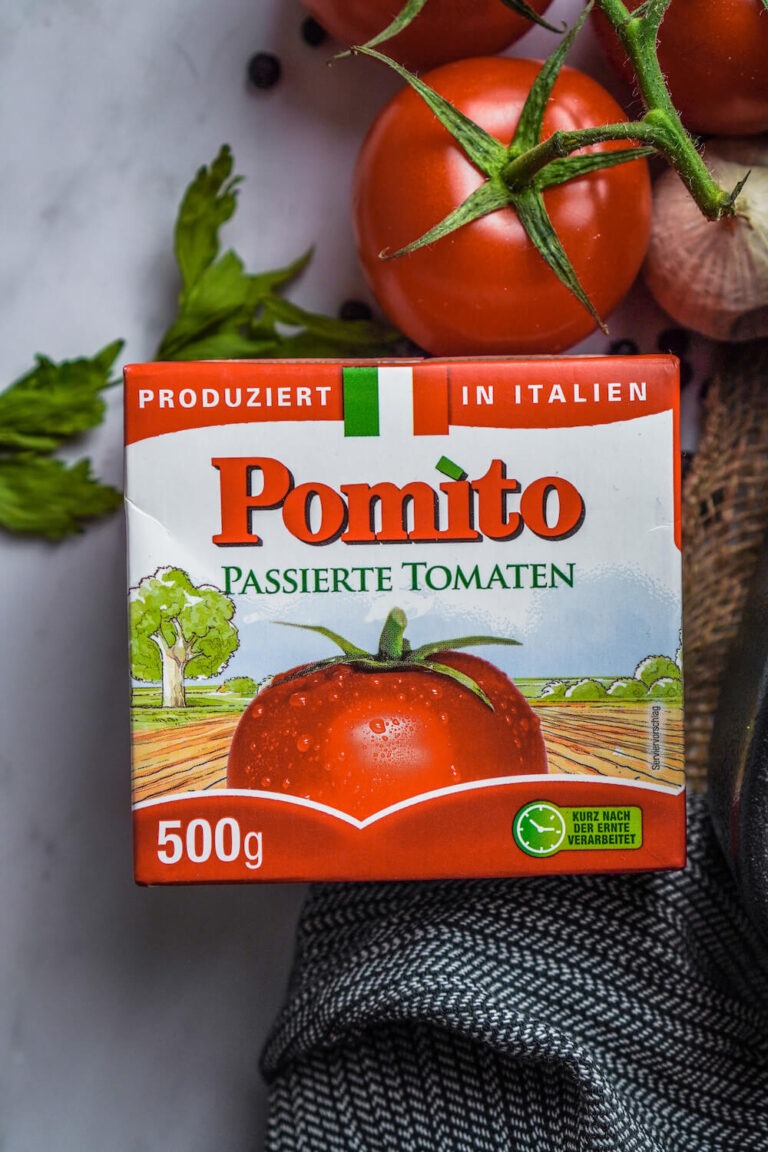 Gnocchi Auflauf mit Pomito Tomatensoße, Mozzarella und Basilikum ...