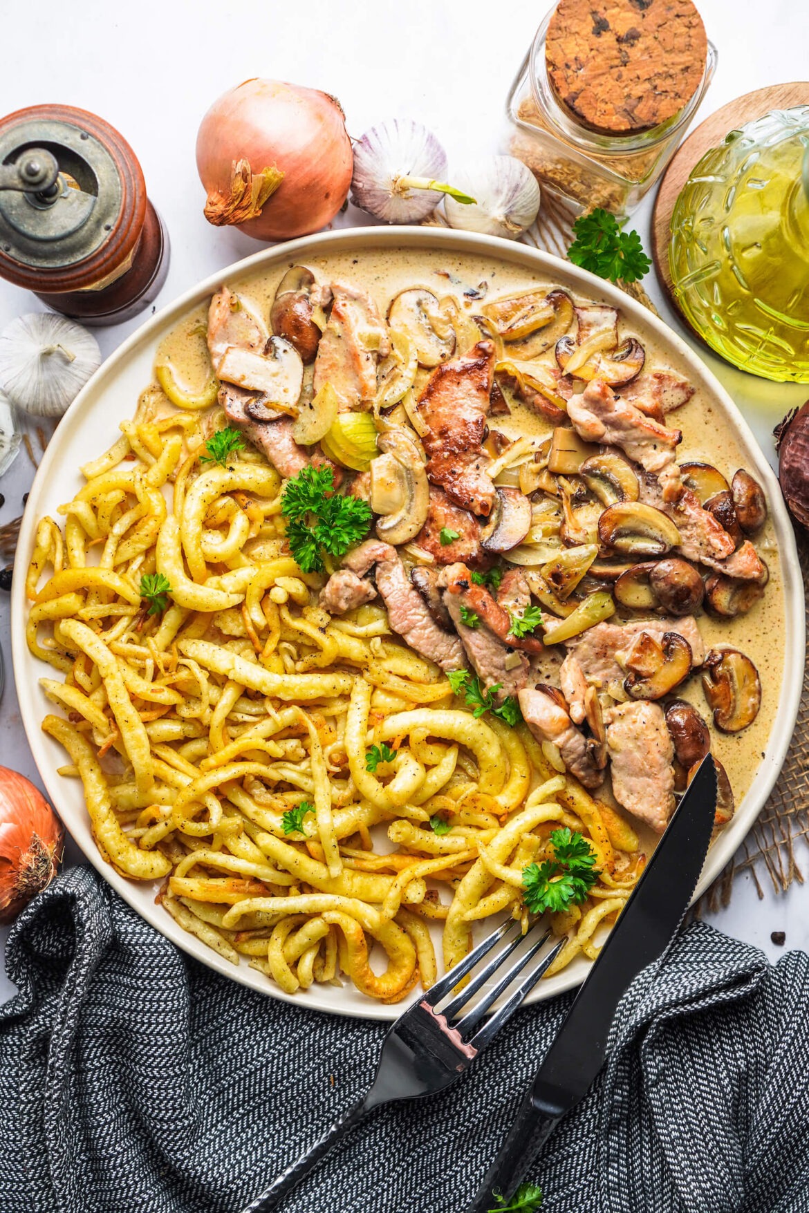 Champignon Geschnetzeltes mit gebratenen Spätzle