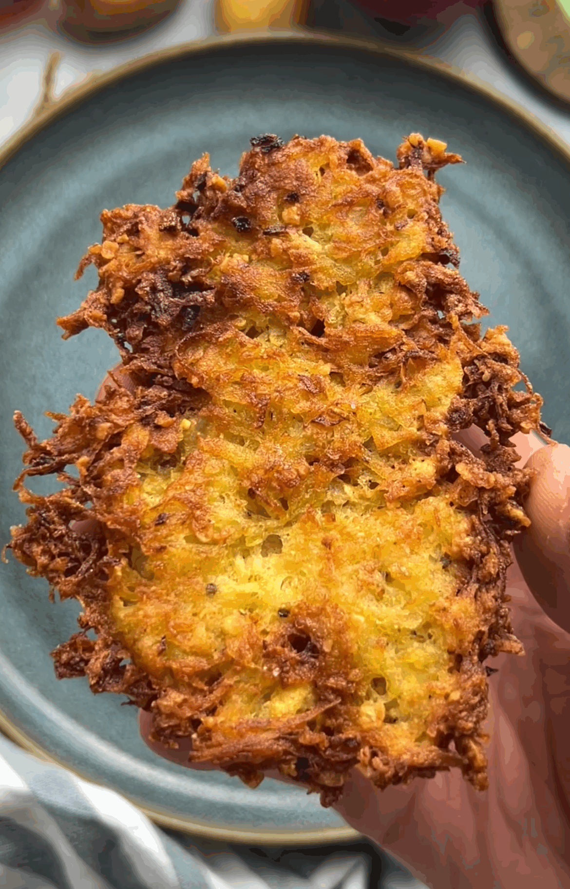 Knusprige Kartoffelrösti mit Apfelmus