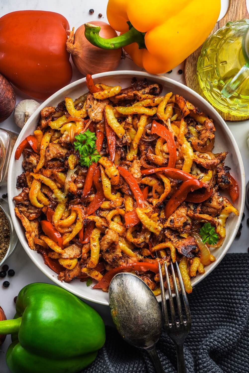 Gyros Spätzle Pfanne mit Paprika & Zwiebeln