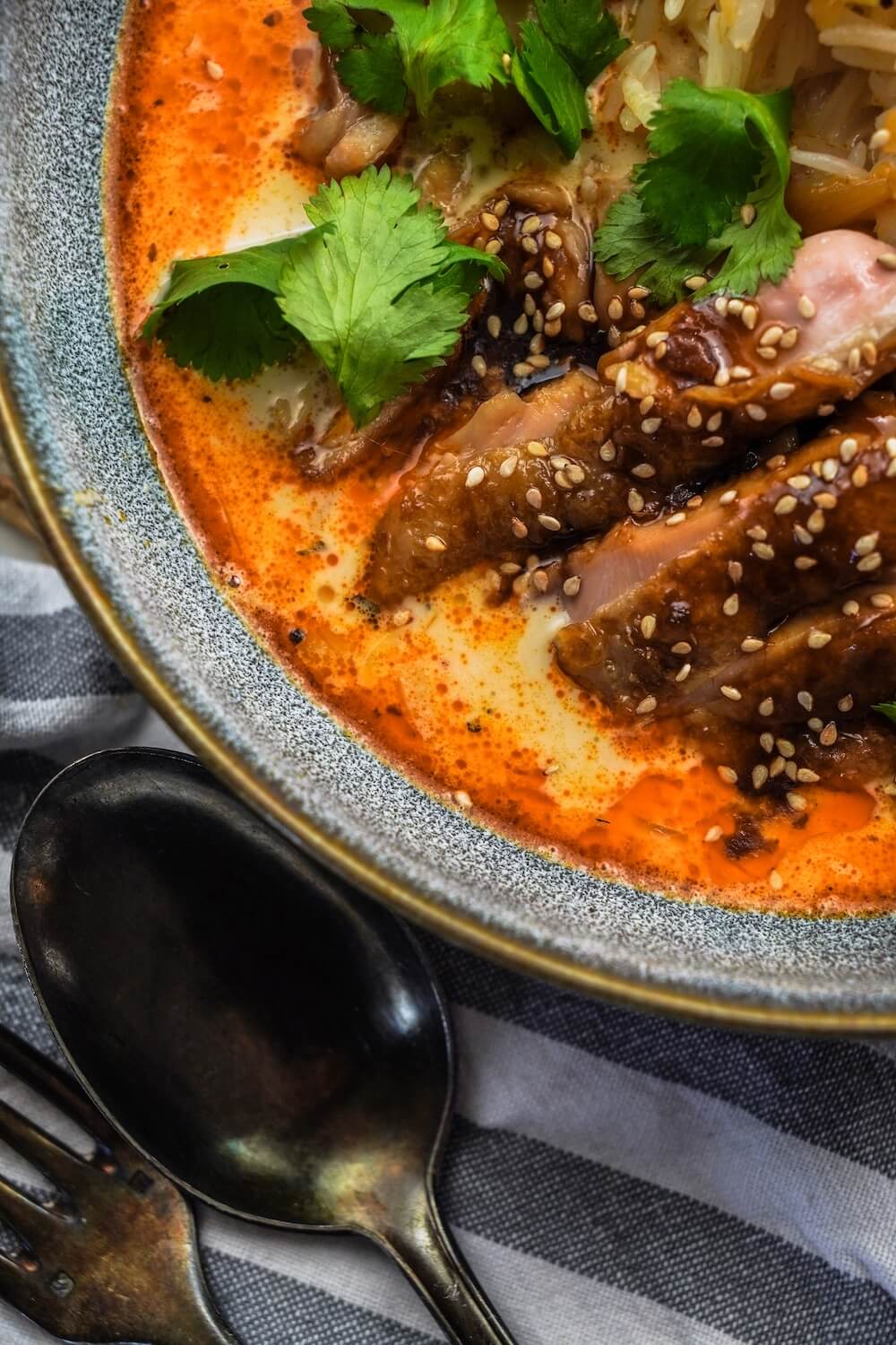 Thai Kokosnuss Brühe mit Sticky Soja Honig Hähnchen 